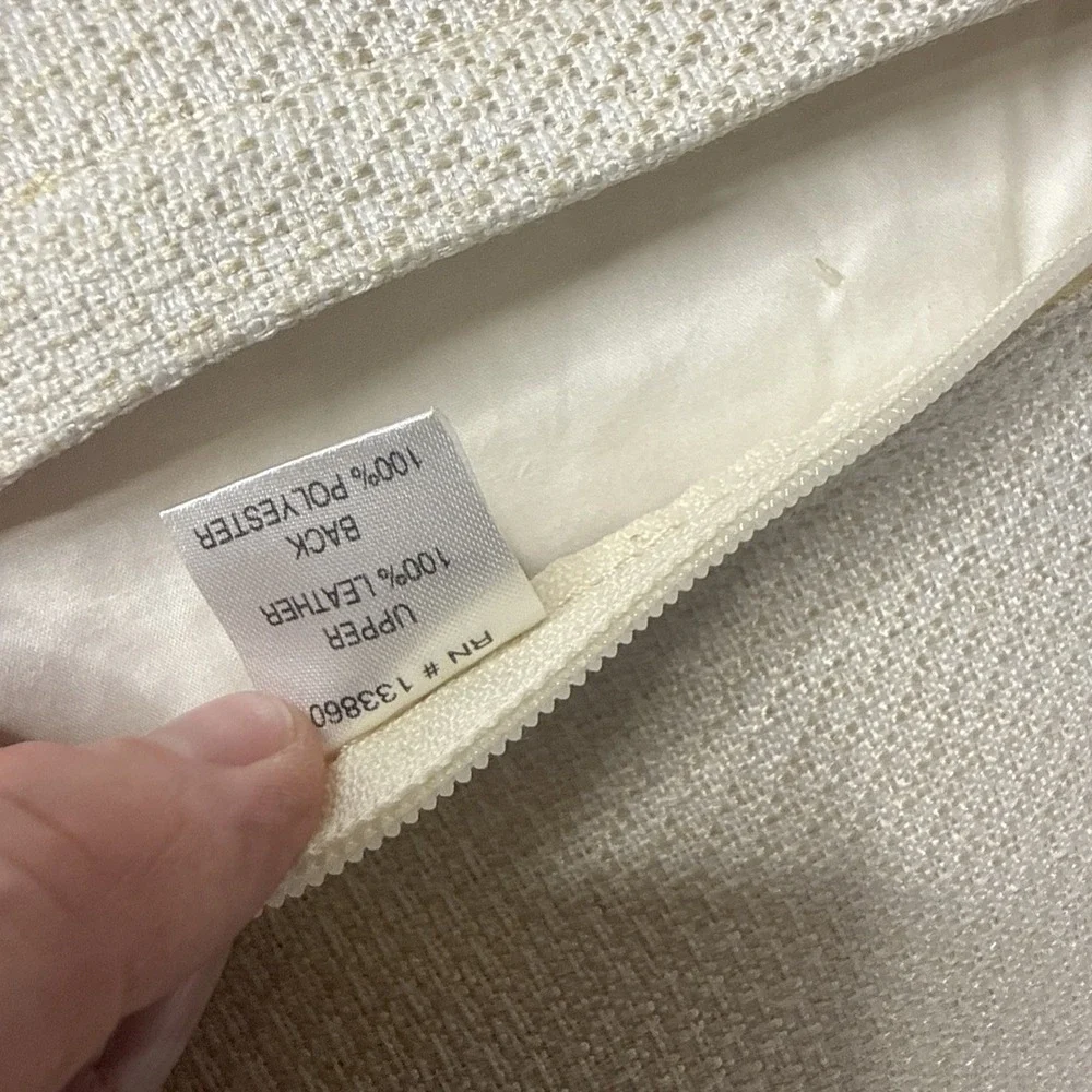 Canvello luxury ivory